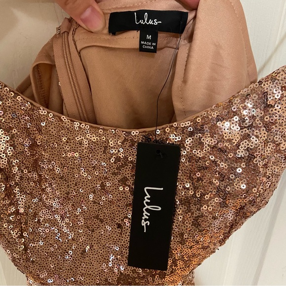 Lulu’s NWT Bring It Rose Gold Pink Sequin Bodycon Mini Dress Size Medium - Picture 7 of 11